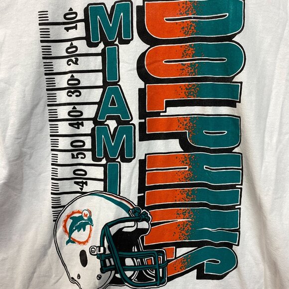 NFL Miami Dolphins Yardage Graphic Design T-shirt Large - Picture 2 of 4